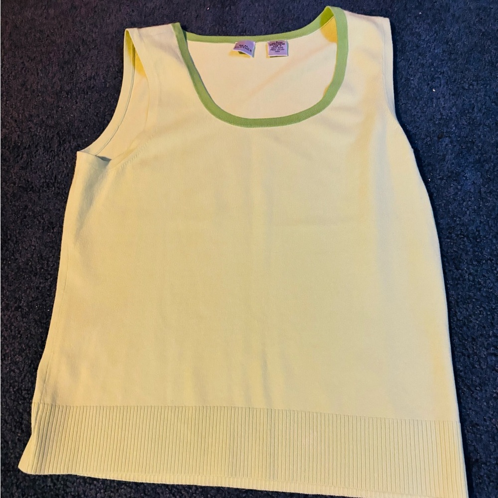 Real Clothes Mid-Green Women’s Tank Sweater. 70% Rayon. 30% Polyester.